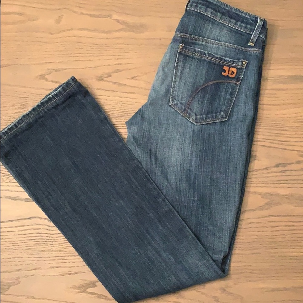 ⬇️ Joe’s Jeans Muse Bootcut Jeans